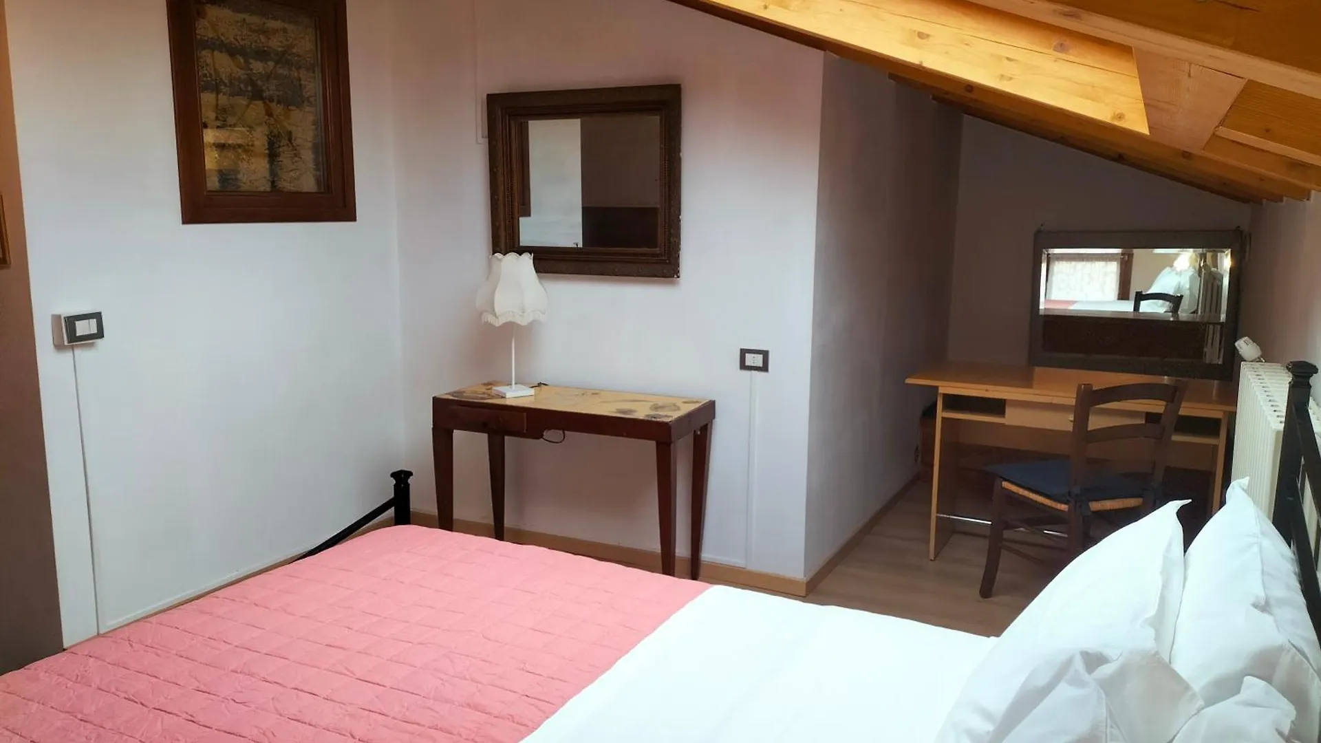 Apartment Petit Maffi- Romantico Appartamento In Centro Citta Verona